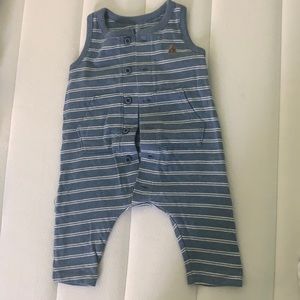 Baby Gap Body Suits one piece 3-6 month